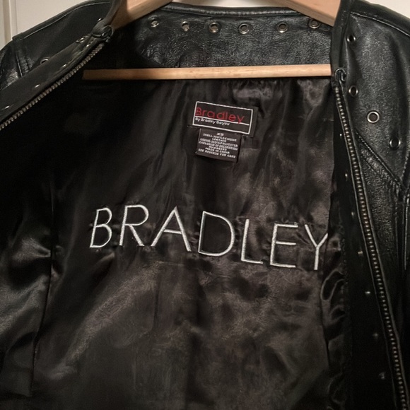 Black Glove-soft Leather Riveted Bikerlike Jacket, XS. Stunning, highest quality - Picture 9 of 9